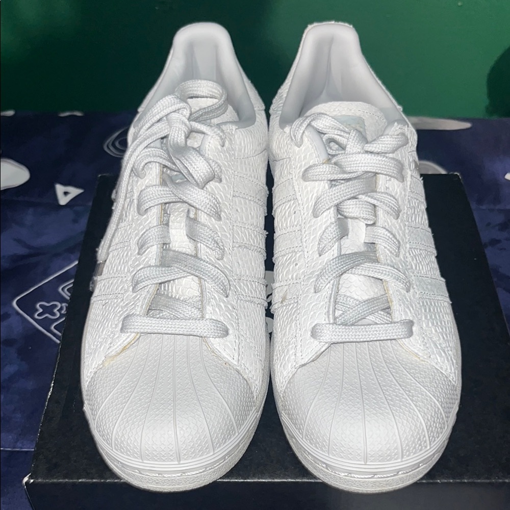 Adidas Superstar White Sneakers - Picture 2 of 3